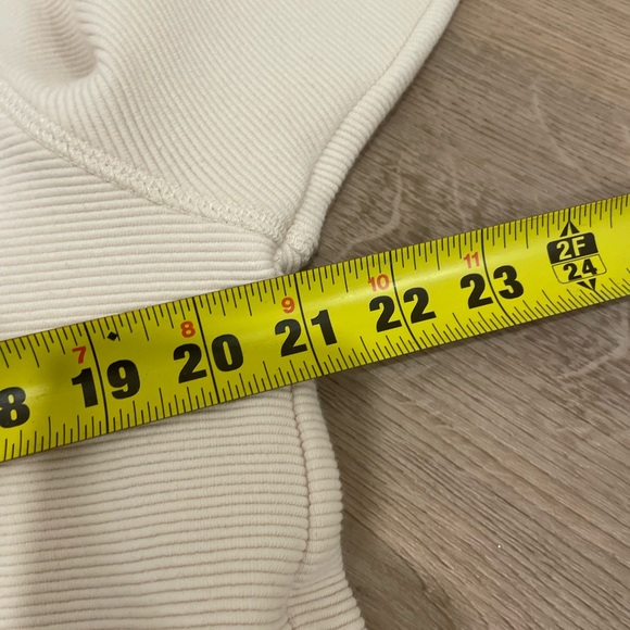 Varley Cream Side Zip Sweatshirt - Picture 11 of 12